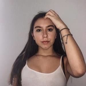 Meet your Posher, Noémie